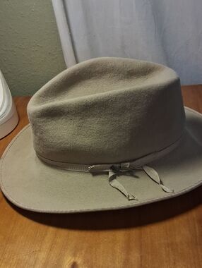 Stetson Womens Wide-Brim Felt Hat - Beige